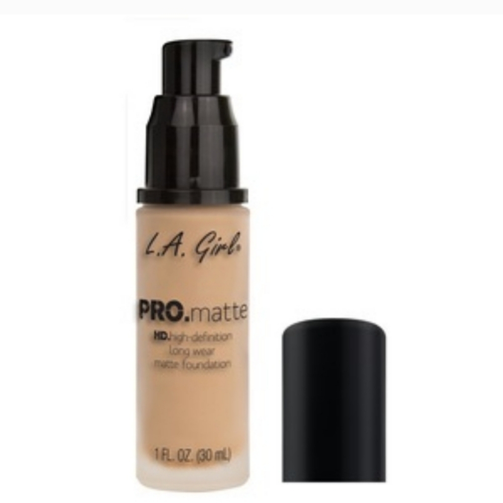 LA Girl Pro Matte Foundation, Ivory GLM671